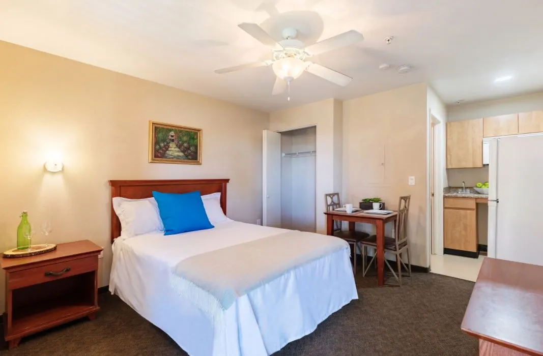 Residence at Tolleson — Home interior