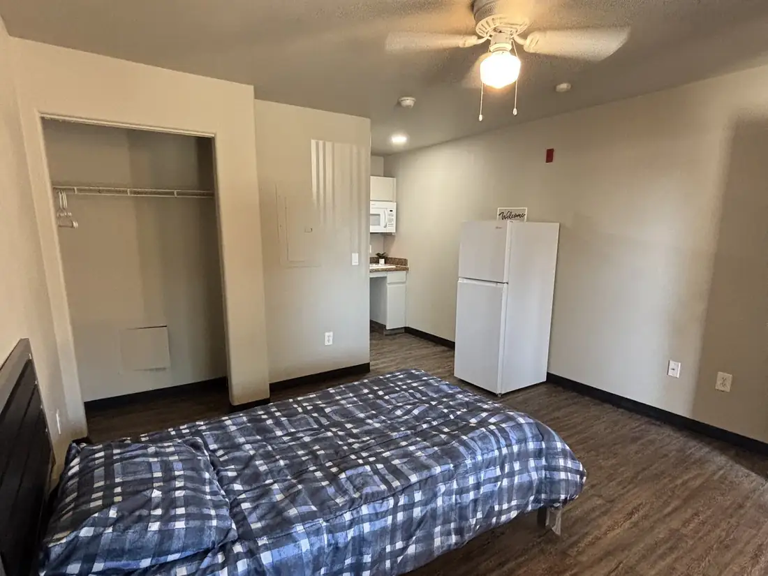 Residence at Tolleson — Studio interior